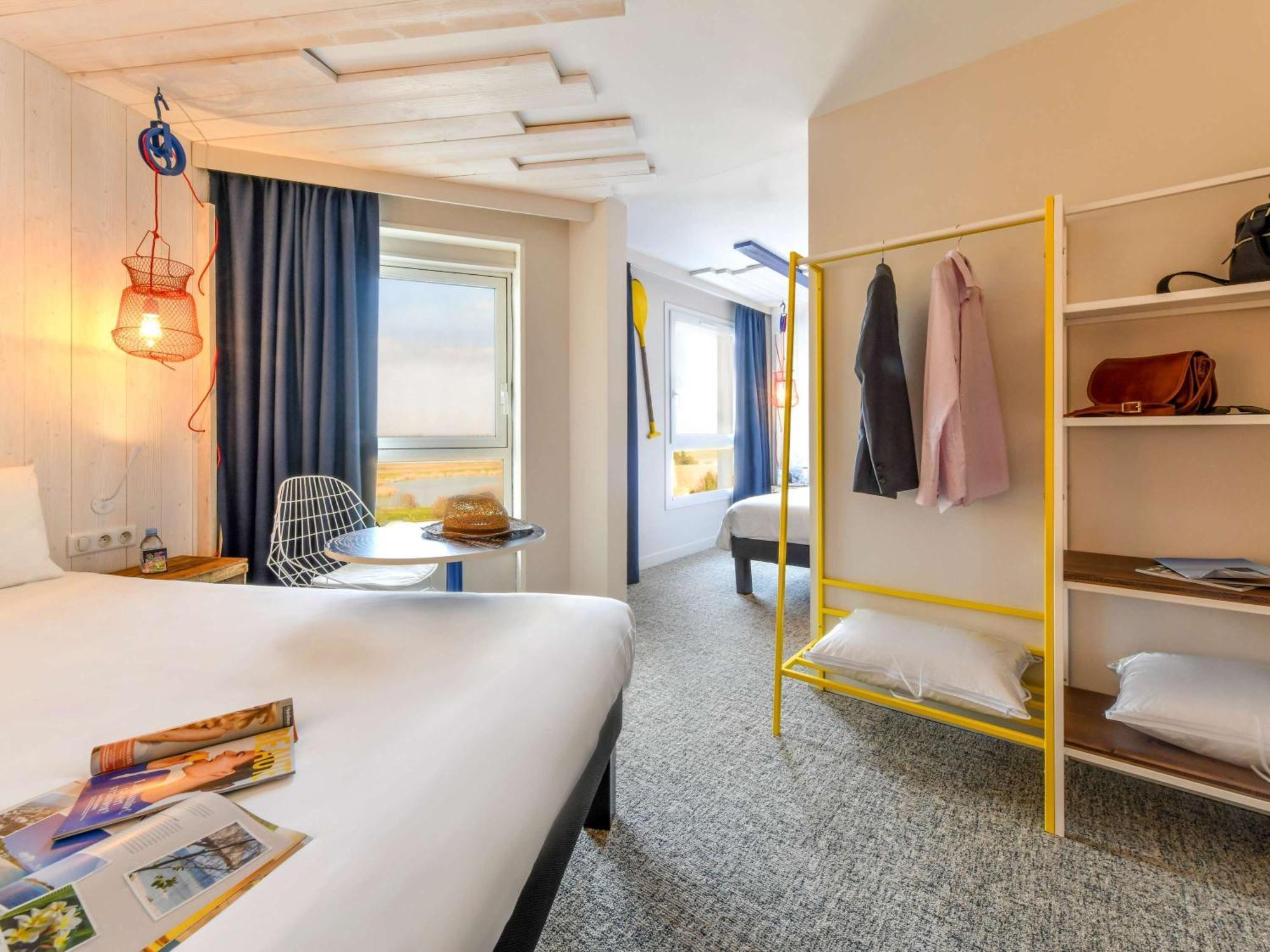 ไอบิส สไตล์ ลา โรเชล ทาลัสโซ ชาติแลยง Hotel ชาแตเลยง-ปลาจ ภายนอก รูปภาพ